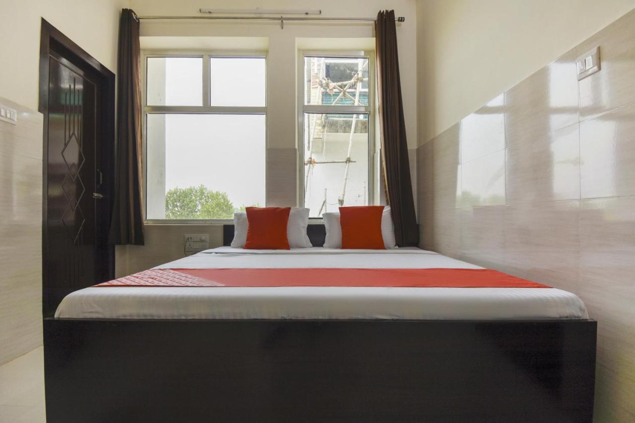 Flagship 75751 Hotel Surya Bahadrabad Luaran gambar