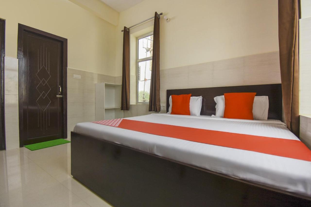 Flagship 75751 Hotel Surya Bahadrabad Luaran gambar