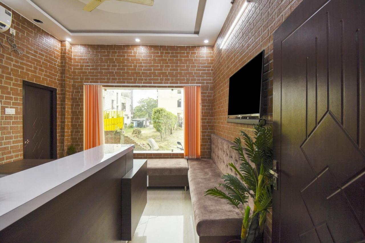 Flagship 75751 Hotel Surya Bahadrabad Luaran gambar