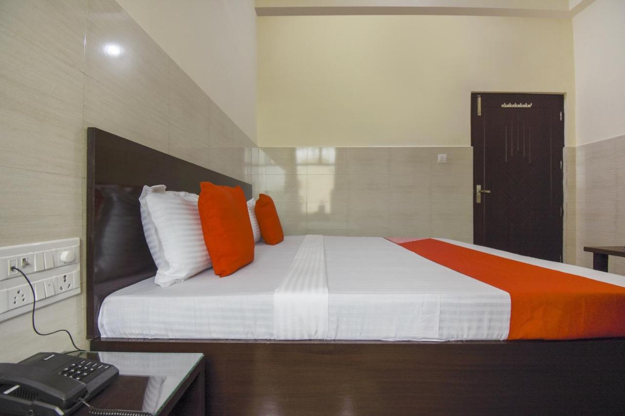 Flagship 75751 Hotel Surya Bahadrabad Luaran gambar
